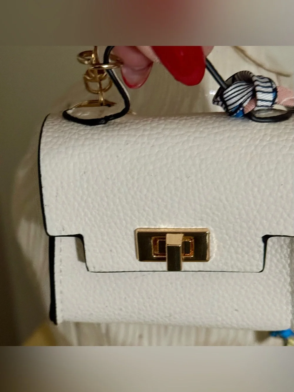 BUYERS CHOICE MINI PURSE BAG CHARMS CHOOSE TAUPE OR WHITE NEW - Picture 5 of 11